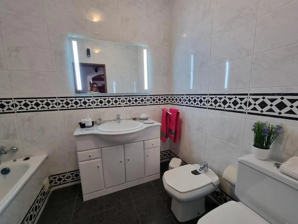 Apartment Praia Da Dona Ana Lagos